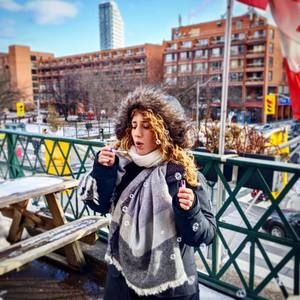 Meet your Posher, Andrea